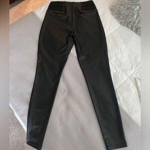 Vera Wang Faux leather pants size medium.